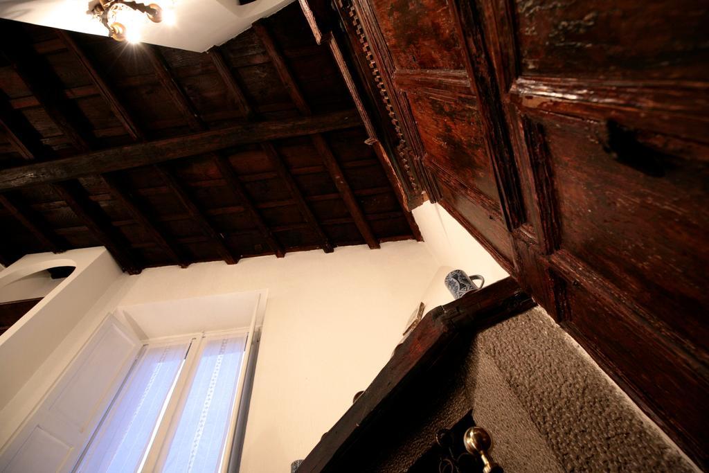Domus Antonella A Trastevere Ρώμη Εξωτερικό φωτογραφία